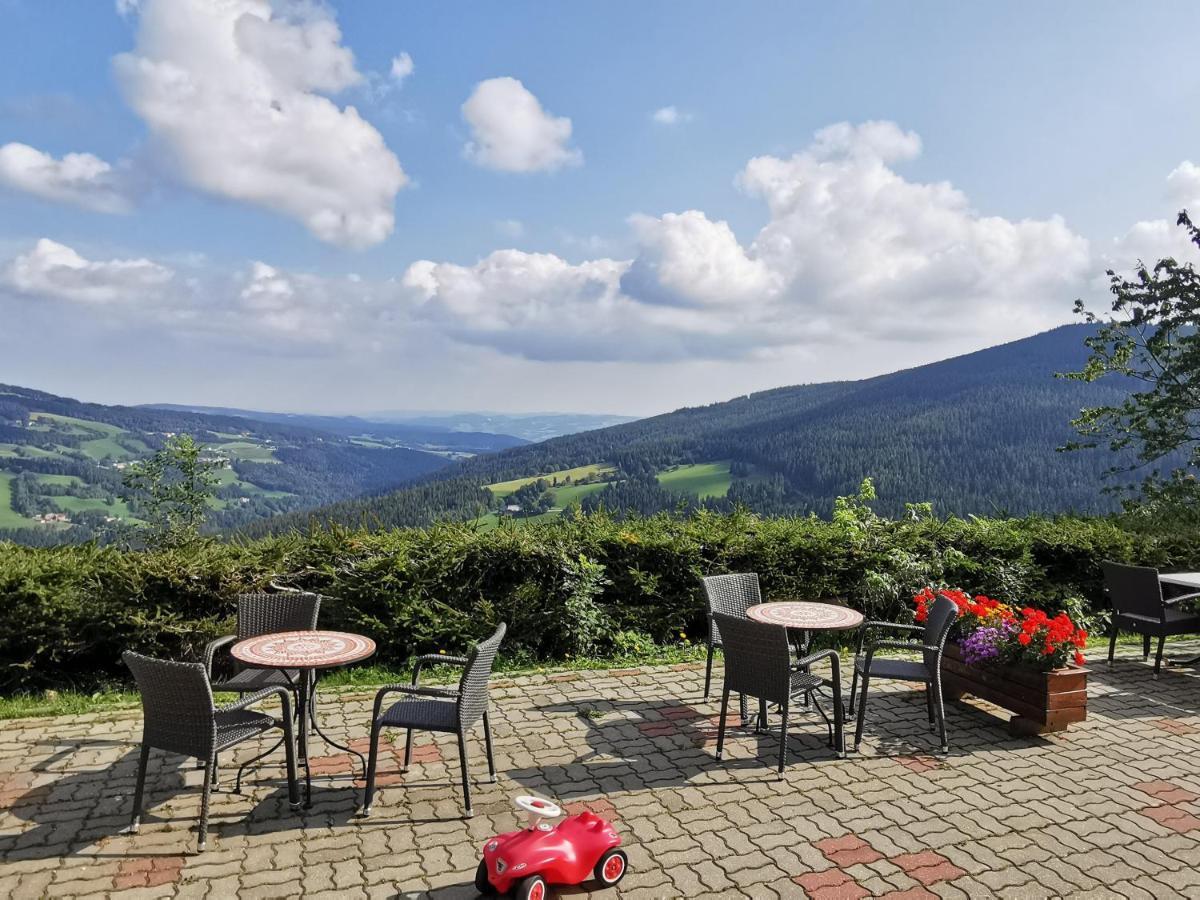 Alpengasthof Fernblick Mönichkirchen Exteriör bild